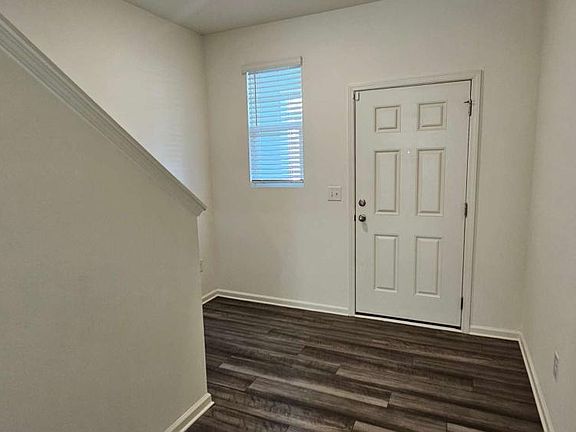 3rd image of 3488 Cardinal Dr