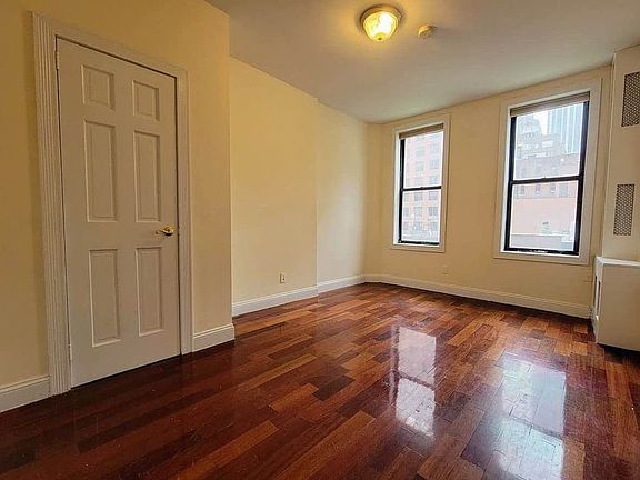 2nd image of 173 Lexington Ave Unit 5Y