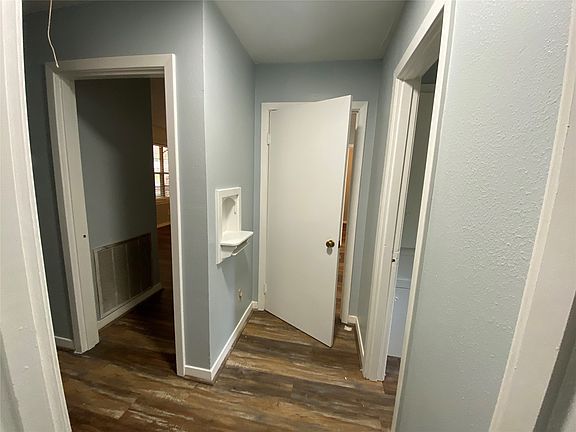4th image of 5110 W 43rd St #5110