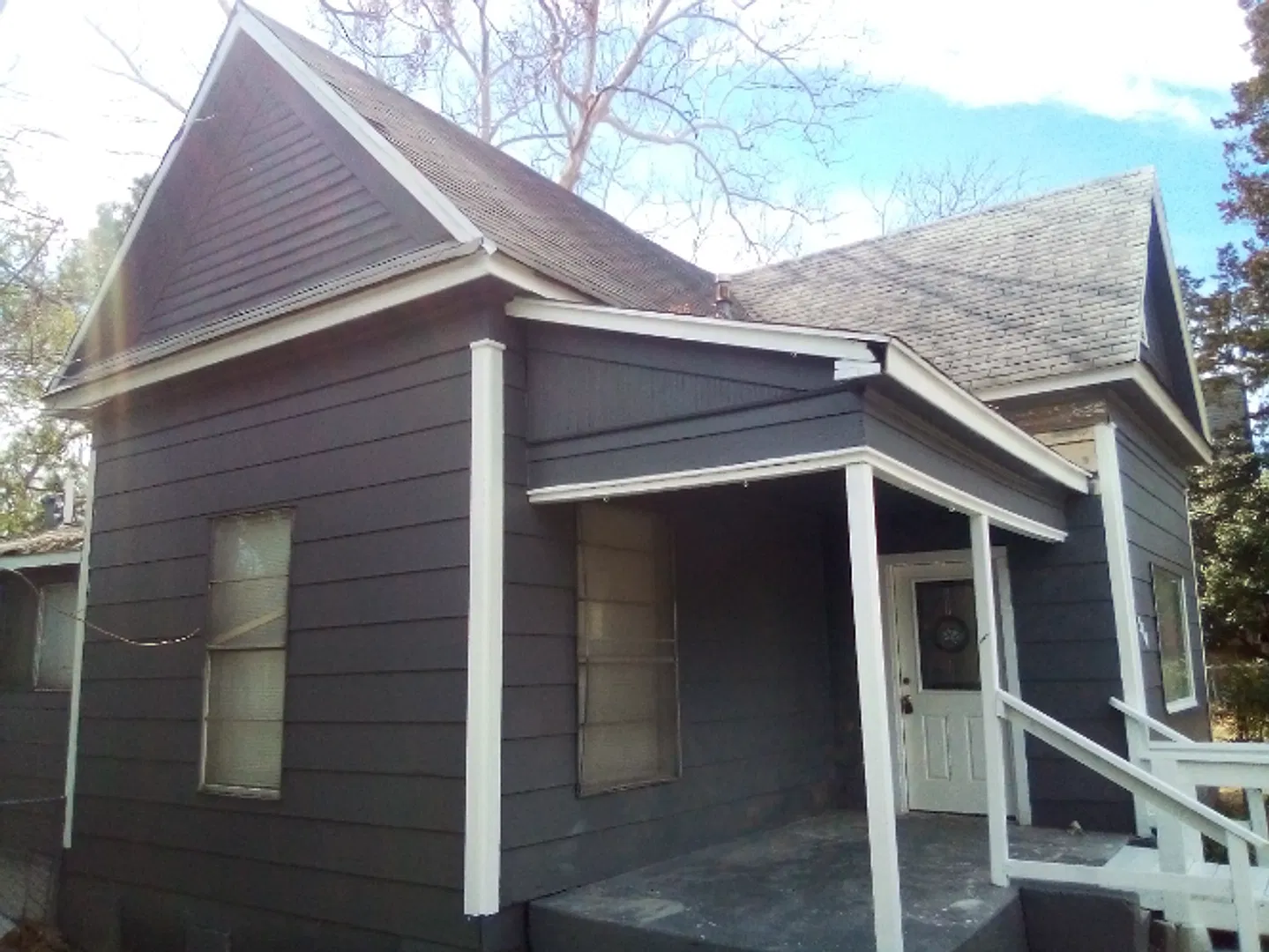 514 E Sears St Denison — Photo 2