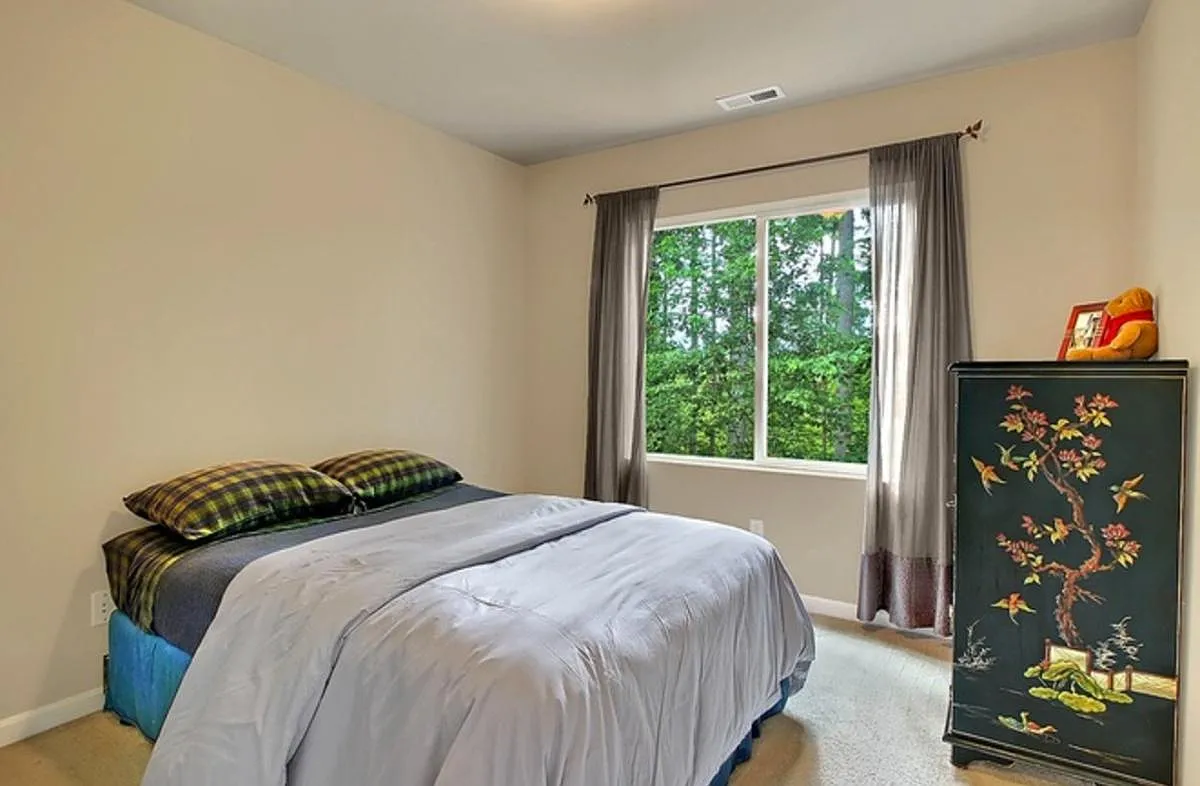 3 bed, 1630 sqft, $3,500 — Photo 3
