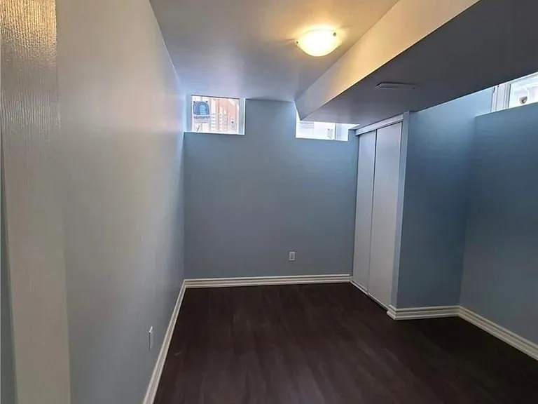 12 Reign Ln #BASEMENT — Photo 9