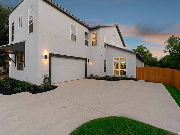 3rd image of 428 RITTIMAN RD