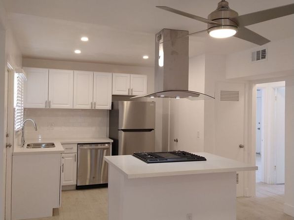 225 W Vista Chino APT 2