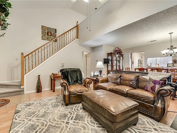 4th image of 1624 High Pointe Ln