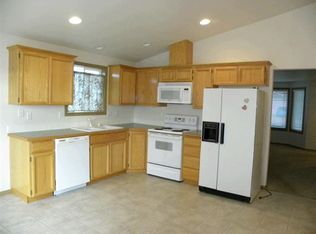 9208 Oliver Dr, Pasco, WA 99301
