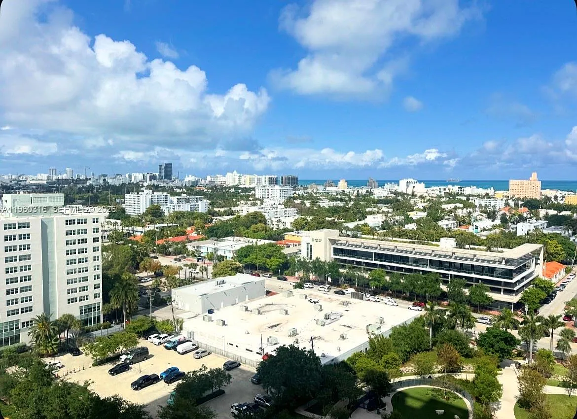 The Floridian Condo — Photo 2