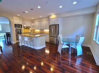 30 Pointe View Pl, South San Francisco, CA 94080