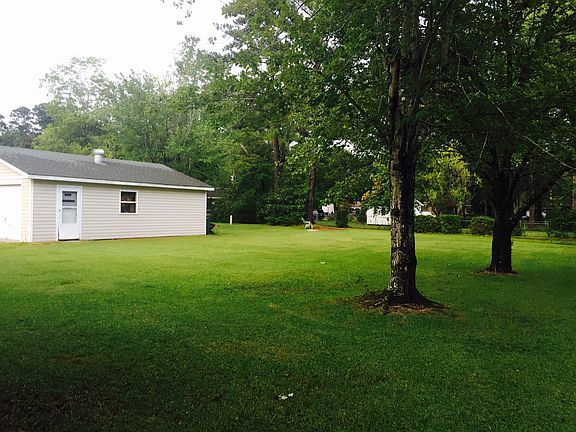 Another angle of backyard 