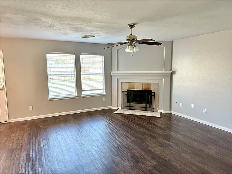 2911 Silver Shore Ln — Photo 4