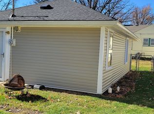 737 1/2 N Spring St, Greenfield, IN 46140