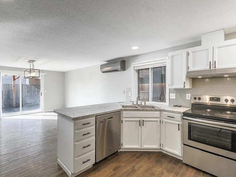 8400 NE 157th Ave — Photo 9