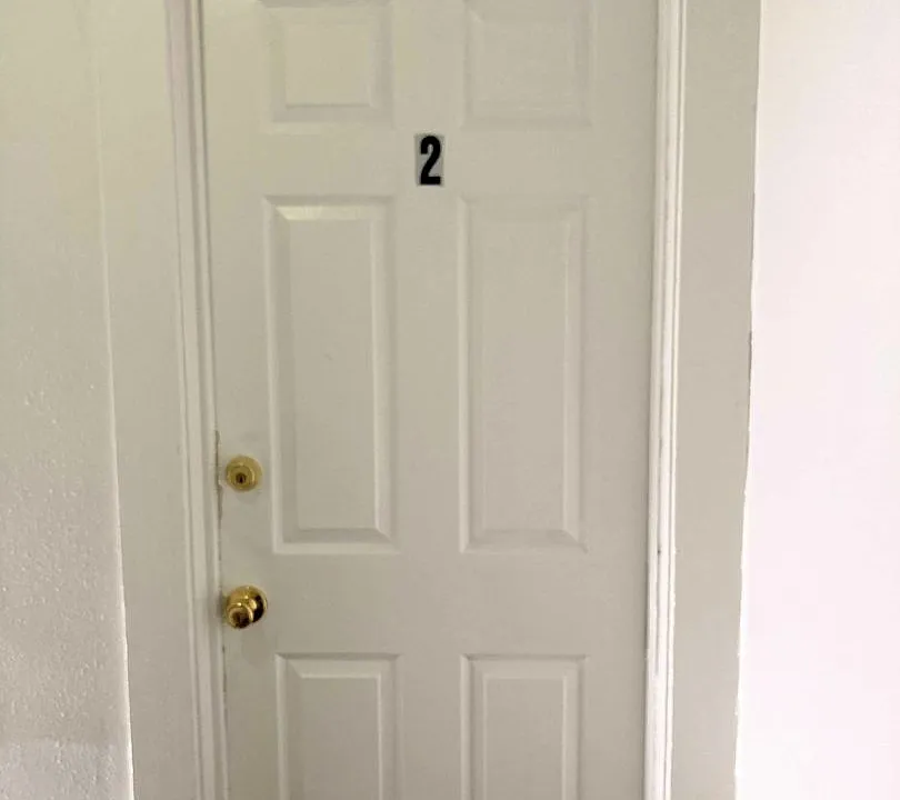 112 N Plum St.