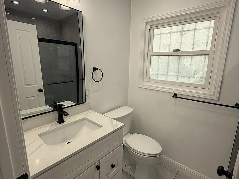 2028 Auseon Ave — Photo 7
