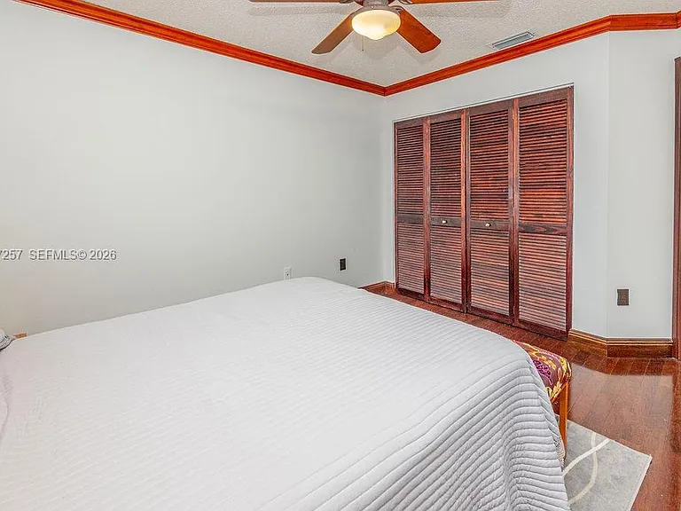 20935 NE 37th Ct — Photo 59