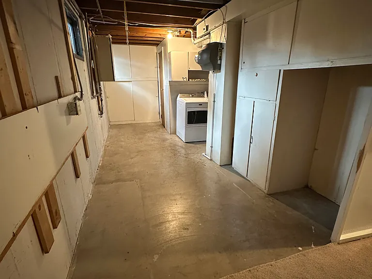 1305 S Benton St — Photo 22