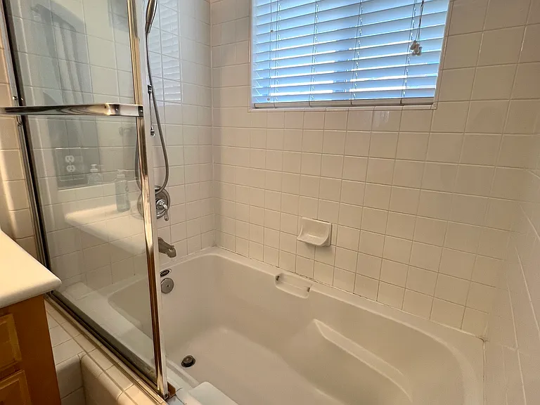 7691 Hazard Center Dr — Photo 10
