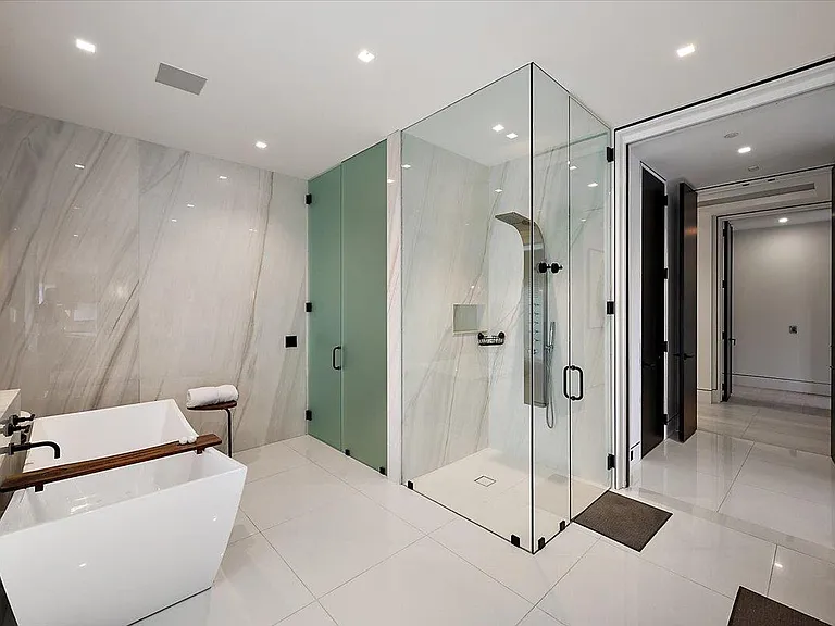 34901 Woodward Ave #5 — Photo 37