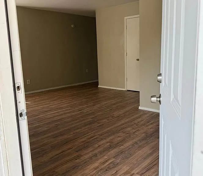 4714 Oleander St #D — Photo 2