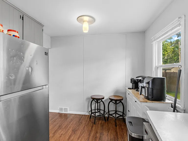 2809 Brunswick Ave S — Photo 15