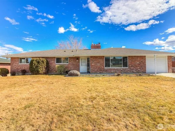 211 S 57th Avenue, Yakima, WA 98908