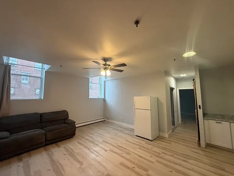 43 Central St #G3 — Photo 10