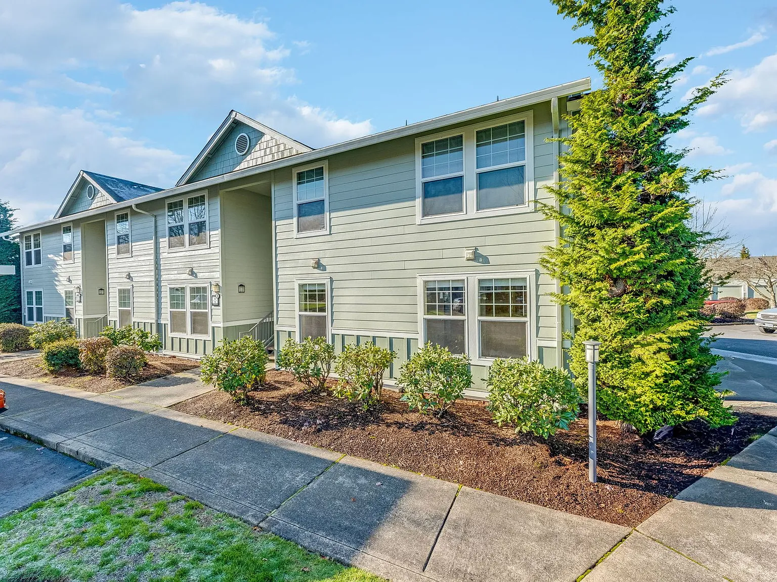 Big Meadow Apartments — Photo 2