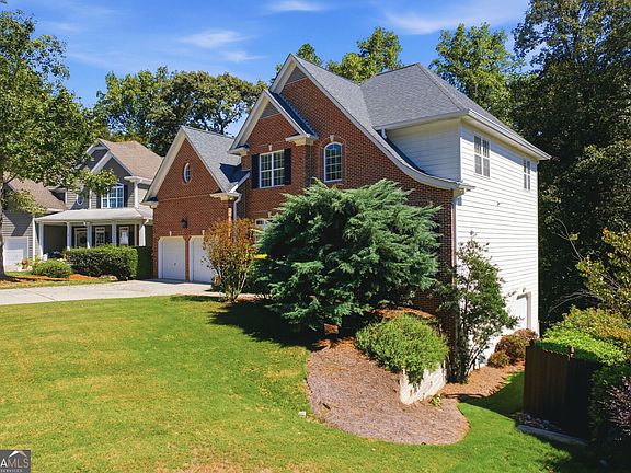 2nd image of 5605 Vinings Place Trl