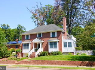 3001 Russell Rd, Alexandria, VA 22305