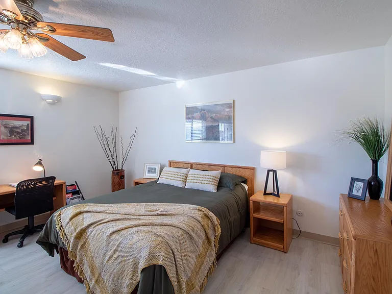 2302 N Tucker Ave — Photo 9