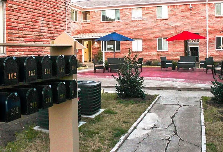 Magnolia Place — Photo 10
