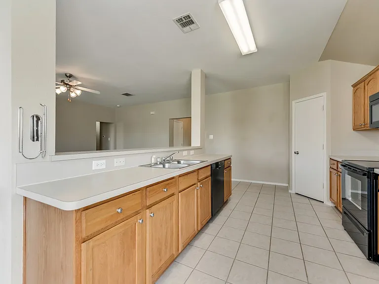 320 Tripp Trl — Photo 14