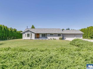 30 Scenic Pl, Sequim, WA 98382