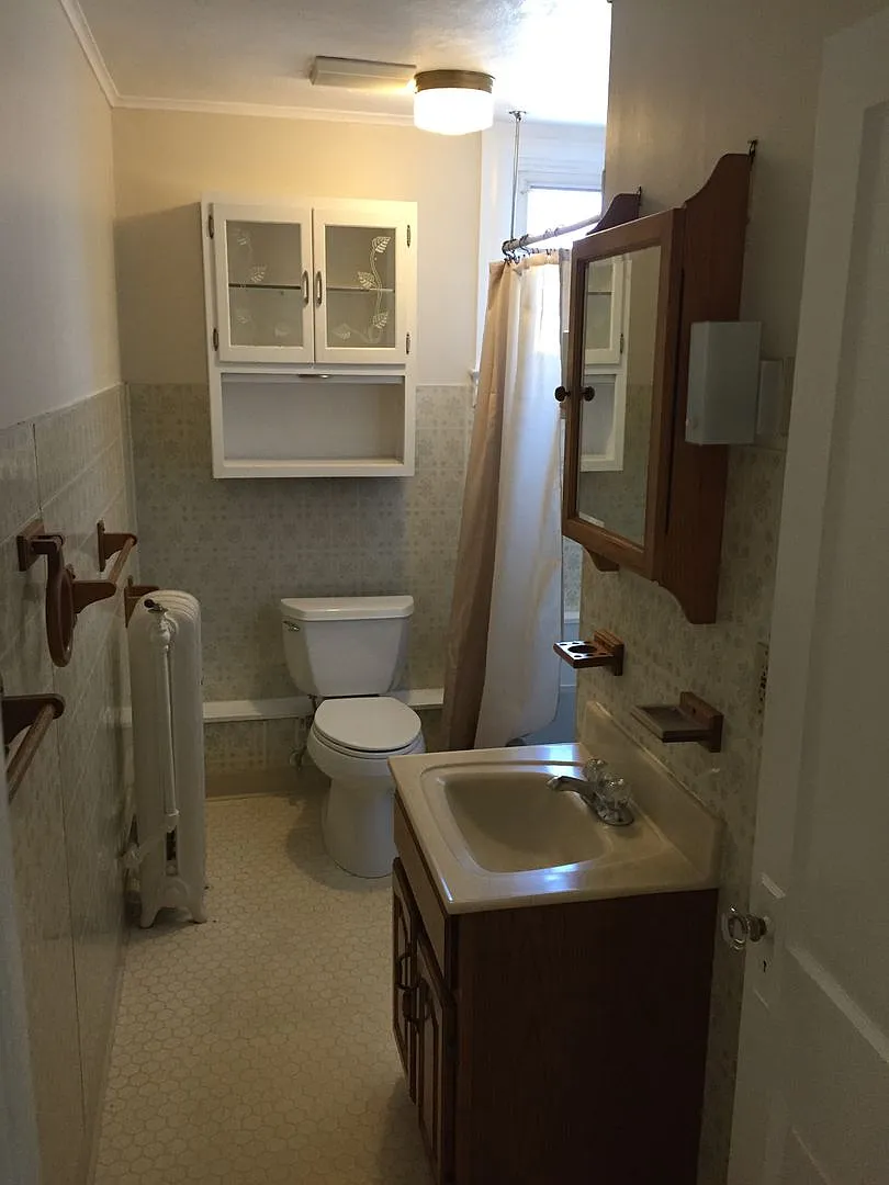 138 East Chestnut Street — Photo 1