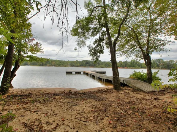 Olde Forest Rd, Clarksville, VA 23927