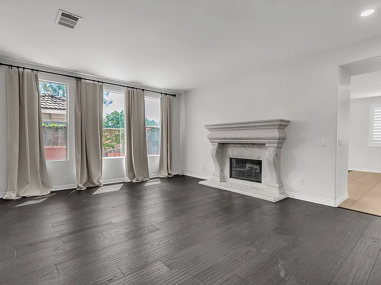 13402 Jasper Loop — Photo 3