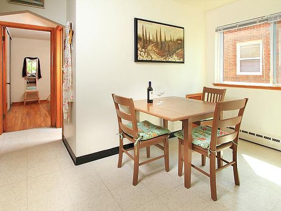 Eat in Kitchen