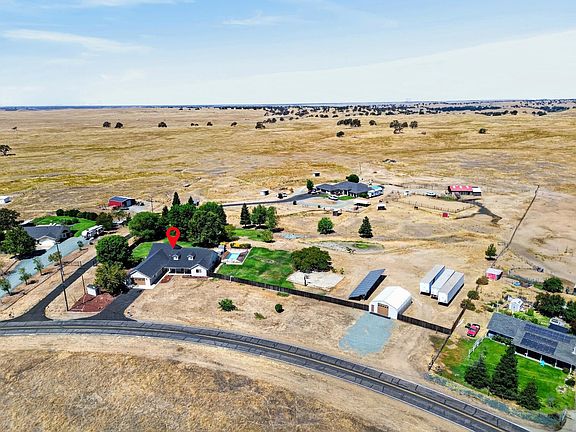 2nd image of 1455 Duck Creek Rd