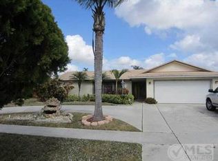 1444 Cold Springs Ct, Wellington, FL 33414