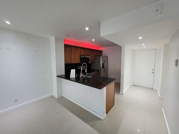 3rd image of 7900 Camino Cir APT 104