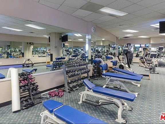 3rd image of 4314 Marina City Dr Unit 618