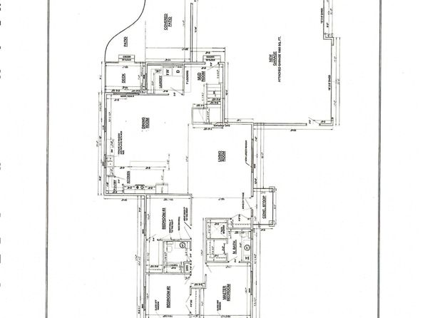301 W 2nd St, Marion, SD 57043