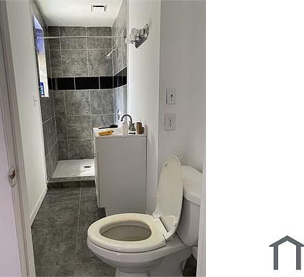 4th image of 3621 McKinley Ave #1