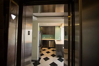 Rented by Kinyu Realty