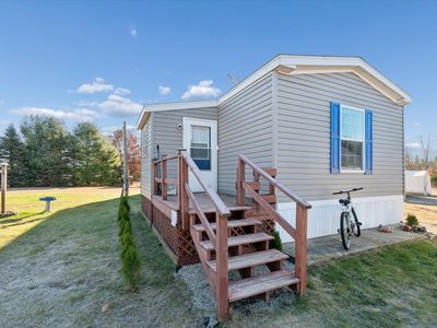 20089 W Lake Montcalm Rd, Howard City, MI, 49329