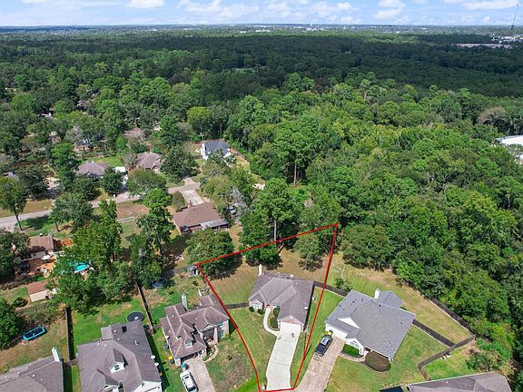 3rd image of 202 Maple Ln