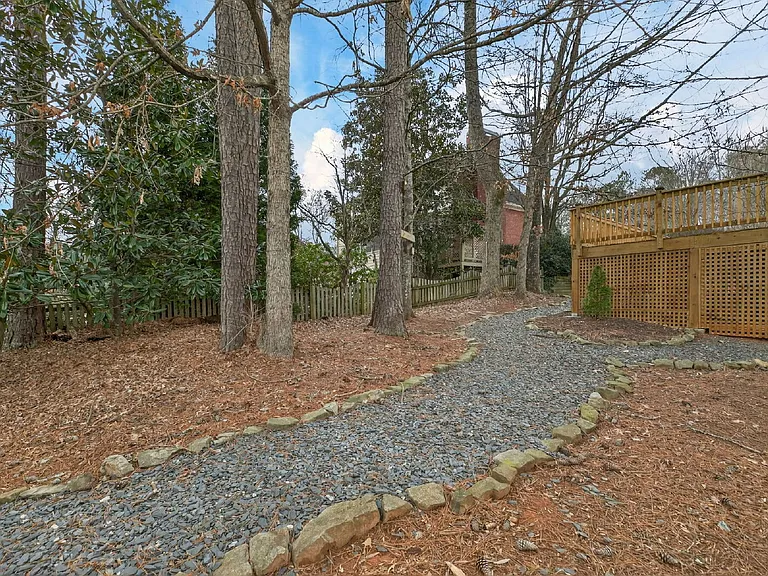 1712 Kenbrook Ct NW — Photo 22