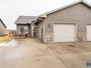 8301 W 56th St, Sioux Falls, SD 57106