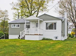 206 Freeman Dr, Johnstown, PA 15904