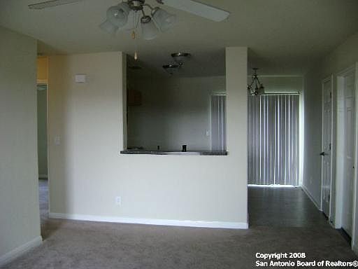 2nd image of 2927 ROSARY ST